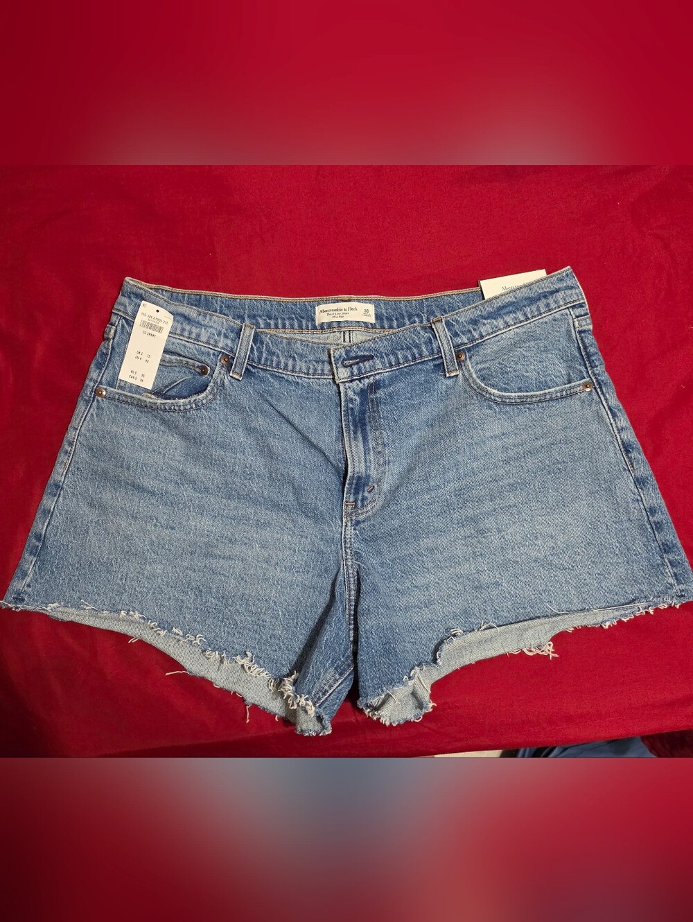 Abercrombie & Fitch The A Line Short Mid Rise Size 33
